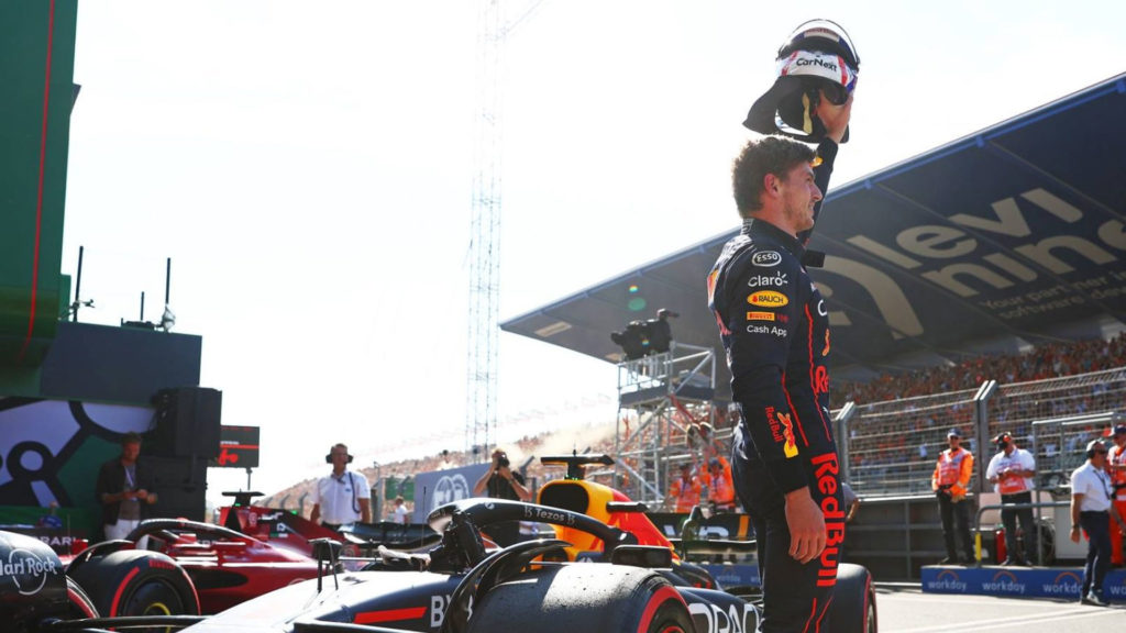 Pole position de Max Verstappen na Holanda