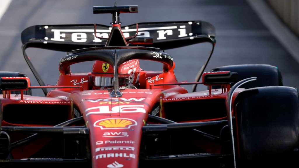 Max Verstappen o mais rápido na classificação mas a pole fica com Charles Leclerc